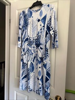 Blue and White Long-Sleeve Leaf Print Dress